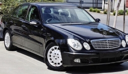 Mercedes giảm giá gấp 5 lần chiếc Kia Morning, dân tình nháo nhào mua xe sang giá rẻ