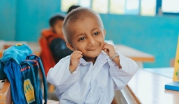 Cậu học trò tí hon K'rể và chuyến đi cuối cùng đầy xúc động trước khi về cõi tạm