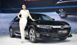 Honda Accord bất ngờ giảm giá cả nửa chiếc Kia Morning, cơ hội mua xe sang giá rẻ đã tới