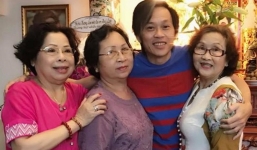 Sau Chí Tài, Hoài Linh lại mất thêm người thân yêu: 'Ngủ nhiều không tốt mẹ ơi'