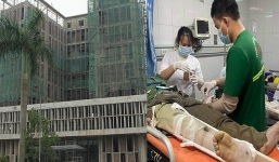 Tai nạn lao động rơi thang thi công, nhóm công nhân 11 người thương vong