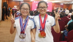 Nghẹt thở màn đấu trí của 2 chị em Phương Trinh – Thu Hiền tại Siêu trí tuệ Việt Nam