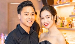 Đường đường là thiếu gia giàu có, chồng Hòa Minzy bị bắt quả tang mặc áo rách nách