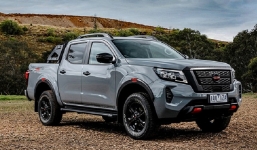 Tin xe hot nhất 17/4: Yamaha Sirius mới giá chỉ 21,3 triệu đồng, 16 tuổi được bố tặng 2 siêu xe