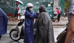 Dự báo thời tiết 8/7: Sĩ tử nhiều nơi tiếp tục đội mưa đi thi, áp thấp suy yếu