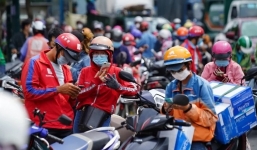 TP.HCM đề xuất cho 25.000 shipper hoạt động liên quận