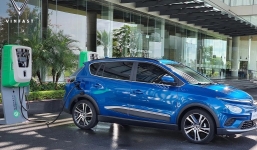 Tin xe hot nhất 31/8: Ảnh thật của VinFast VF e34 gây ngỡ ngàng, Honda Dream có bản EX5