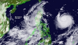 Bão Conson đêm nay uy hiếp biển Đông: 2 kịch bản di chuyển của bão vào nước ta