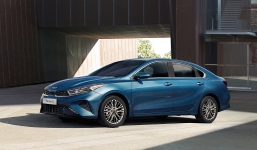 Tin xe hot nhất 26/9: Ngỡ ngàng giá xe Kia K3 2022; 2021 Yamaha MT-25 có màu mới