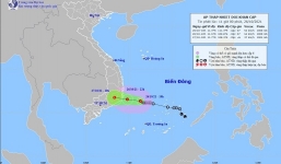 Áp thấp nhiệt đới khẩn cấp chỉ còn cách Ninh Thuận khoảng 250km, gió rất mạnh