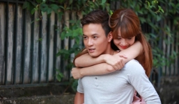 Hồng Đăng bất ngờ đăng tải nỗi nhớ về 8 năm trước bên 'người tình' quen mặt
