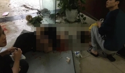 Thủng trần nhà tại chung cư ở Hà Nội khiến 2 người bị thương nặng