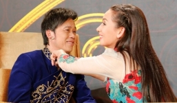 Sang tận nhà hỏi cưới Hoài Linh, Phi Nhung ra về trong nước mắt