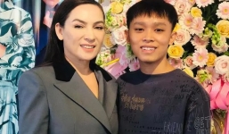 Phi Nhung lên tiếng chốt lại chuyện tiền bạc của Hồ Văn Cường, khẳng định sẽ trao trả vào 'đúng thời điểm'