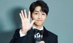 Song Joong Ki lộ diện sau bê bối đầu tiên trong sự nghiệp và bị 'vận đen' Covid-19 hỏi thăm