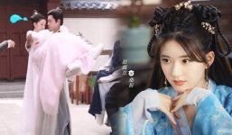 Triệu Lộ Tư từng 'muối mặt' vì khoảnh khắc hớ hênh, hành động của dàn nam thần vây quanh gây bất ngờ