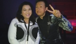 Tròn 1 năm Chí Tài qua đời, khán giả xúc động mạnh về 'thước phim hiếm' tiết lộ lần cuối bên vợ của cố NS