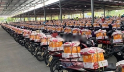 MXH xôn xao hình ảnh thưởng Tết đơn sơ của doanh nghiệp, chỉ hành động nhỏ cũng đủ ấm lòng!