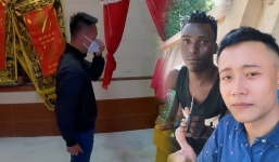 Youtuber Quang Linh khiến khán giả bật khóc khi vừa đặt chân về quê hương Nghệ An