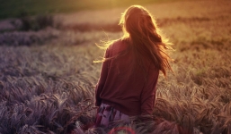 Status đời hay nhất, giúp bạn có được những dòng chiêm nghiệm cuộc đời hữu ích nhất