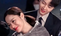 Dứt tình với Song Hye Kyo, Song Joong Ki tung chiêu thức cũ để bồi đắp tình cảm với 'tình tin đồn'?