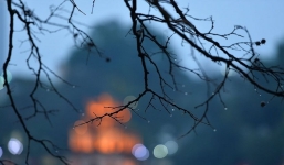 Dự báo thời tiết 21/1: Trời nhiều mây, có mưa rào rải rác và có nơi có dông