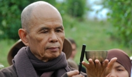 Cuộc đời tu hành của thiền sư Thích Nhất Hạnh qua ảnh 