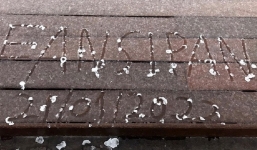 Đỉnh núi Fansipan phủ băng tuyết, khách du lịch lại rục rịch đi 'săn'