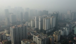 Không còn rét nhưng trở lại nồm ẩm, chất lượng không khí Hà Nội rơi vào tình trạng báo động
