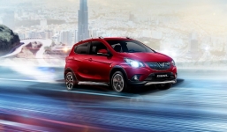 Vinfast Fadil của tỷ phú Phạm Nhật Vượng ưu đãi 'khủng', cơ hội mua xe giá rẻ đã tới