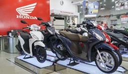 Ngược đời Honda Vision đội giá cao ngất ngưởng, Honda Winner X 'rớt thảm' tại đại lý