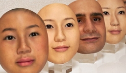 Tại Nhật Bản: Bạn có thể kiếm tiền bằng cách… bán khuôn mặt của mình