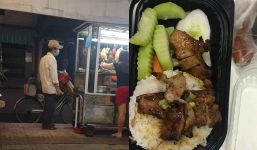 Chủ quán có hành động bất ngờ khi người đàn ông nghèo mua suất cơm 15 nghìn, lại xin ‘xíu thịt gà’