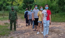 Phát hiện 9 người vượt biên, trốn cách ly từ Lào vào Việt Nam