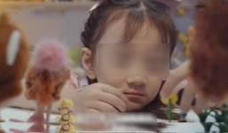 Cô bé 6 tuổi bị ép học liên miên, khi trả lời PV khiến mẹ ngỡ ngàng vì như ‘người xa lạ’