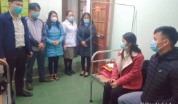 Cặp đôi Nghệ An chủ động hoãn đám cưới để đi cách ly: ‘Ngày trọng đại nhưng an toàn là trên hết’