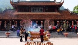 Văn khấn Giao thừa 2021 ở chùa chính xác nhất