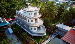 Vĩnh Long xuất hiện căn nhà du thuyền trị giá tới 5 tỷ đồng
