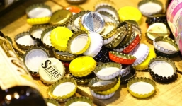 Vì sao nắp chai bia nào cũng có 21 răng cưa?