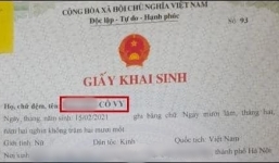 Chốt tên Nhật Ánh, chồng bất ngờ ‘bắt trend’ đổi tên con thành Cô Vy khiến vợ ngỡ ngàng