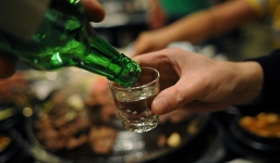 Người nhậu bị đỏ mặt có phải dễ bị nguy hiểm sức khỏe?