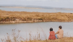 Cặp bạn thân 10x set ‘kèo’ chụp ảnh 'lãng mạn hơn cả yêu' cho mọi người ‘lác mắt chơi’