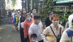 30/4 – 1/5: Công viên đông nghẹt người từ sáng sớm 