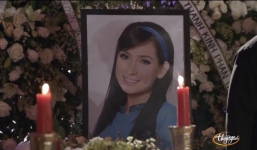 Toàn cảnh không khí nghẹn ngào trong tang lễ Phi Nhung: Con trai Wendy ngơ ngác nhìn bà ngoại