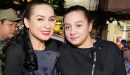 Con gái Phi Nhung bất ngờ công khai 1 chi tiết giấu kín về ba ruột làm cùng mẹ lúc sinh thời