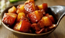 Kho thịt chỉ cần ướp 1 loại gia vị này, thịt mềm tan, không tanh, thơm nức mũi