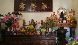 3 dấu hiệu bỗng xuất hiện trên bàn thờ: Làm ăn cứ trúc trắc, động đâu hỏng đấy không rõ lý do