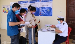 Việt Nam chính thức dừng khai báo y tế với người nhập cảnh từ 27/4