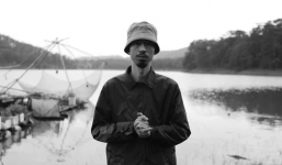 Đen Vâu vừa ra teaser MV mới, fan đã vội vã ‘soi’ để tìm đề thi tốt nghiệp THPT?