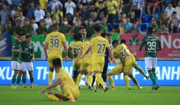 Mạnh Hùng vừa thoát án phạt, CLB Nam Định lập tức nhận tin không vui từ VFF 